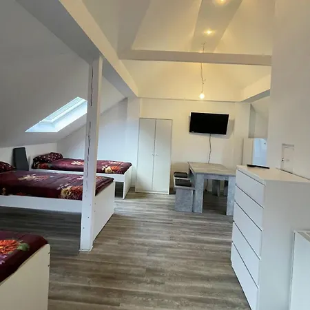 Fuer Beruflich Reisende *